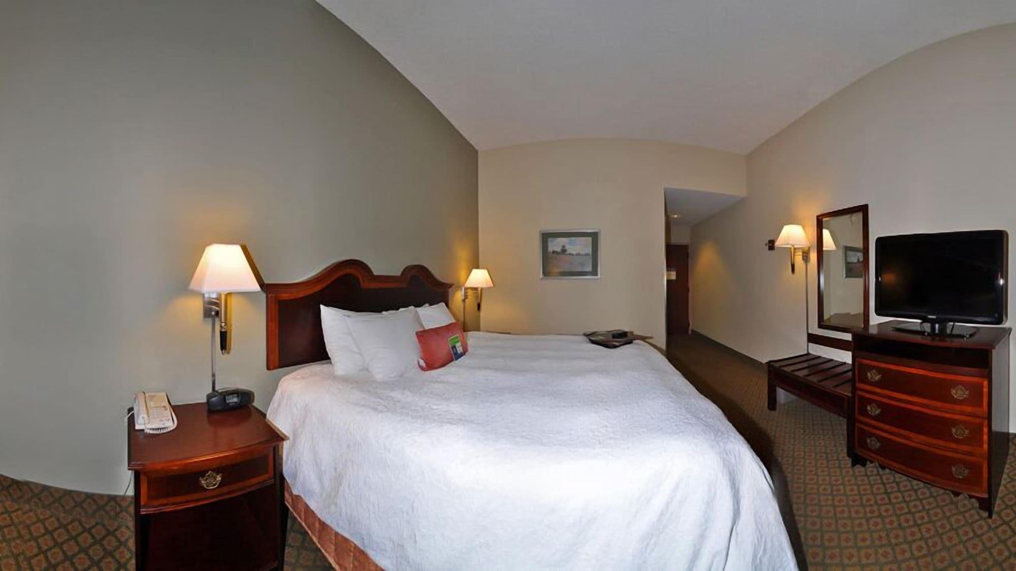 Hampton Inn South Hill Bagian luar foto